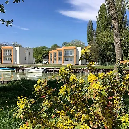 Akvarium Apartmanhazak Keszthely